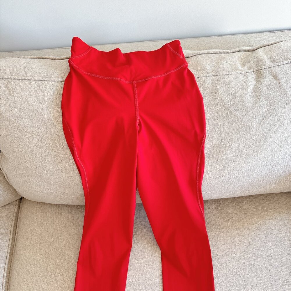 99% NEW LULULEMON DARK RED YOGA PANTS
